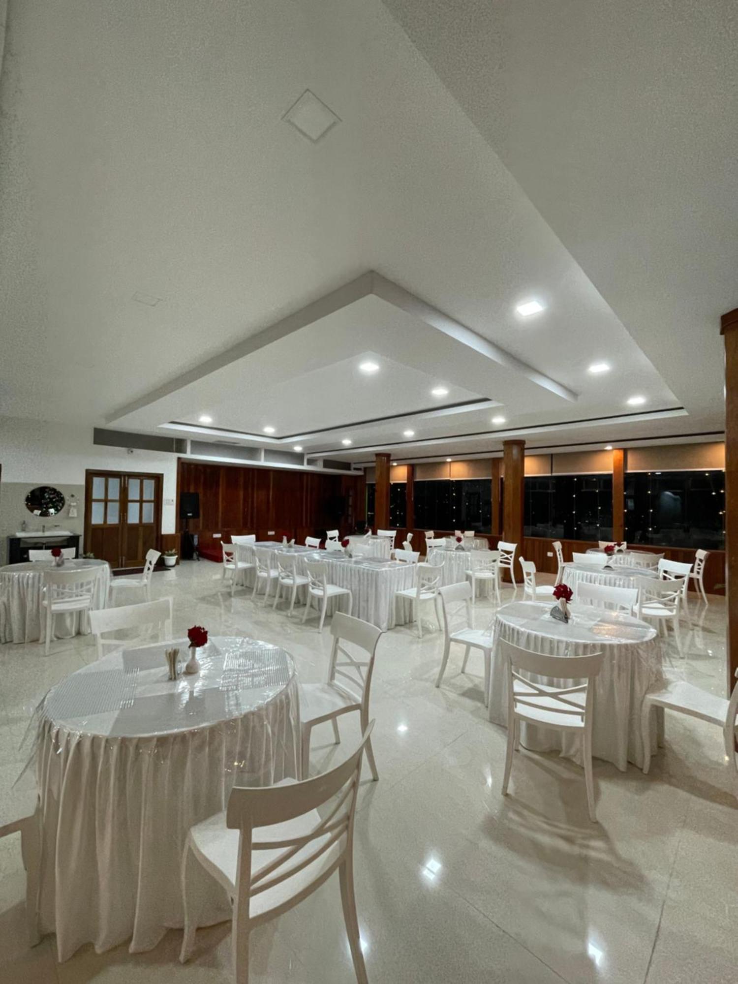 2K Hotel Kohima Exterior photo